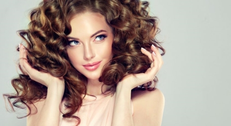 Come rendere i capelli voluminosi