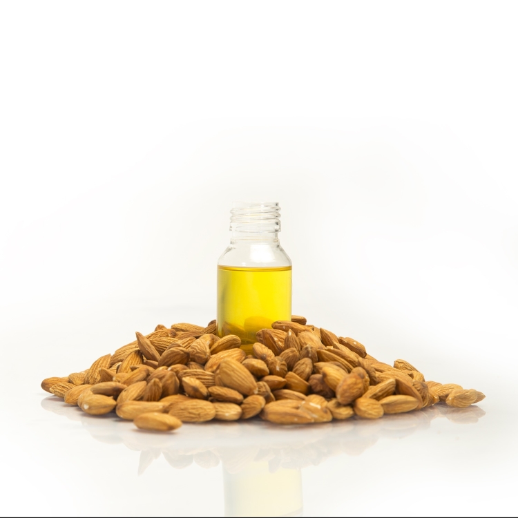 Olio di mandorle dolci come usarlo