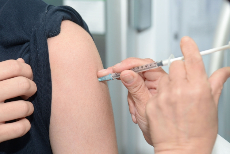 Dolore al braccio dopo il vaccino Covid